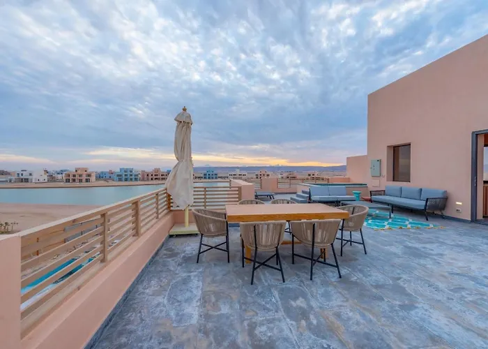 Ancient Hill 3br Gouna Sea View & Priv Roof Pool